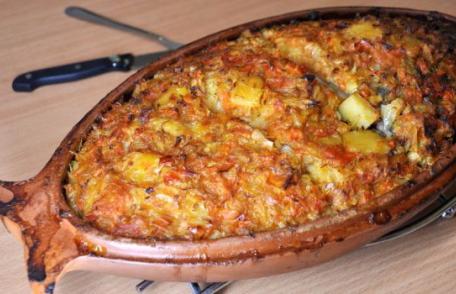 Crap la cuptor, cu ghiveci de legume