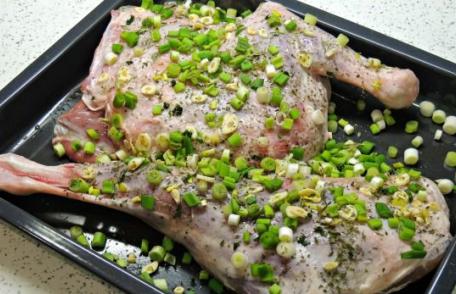 Friptură de miel la cuptor