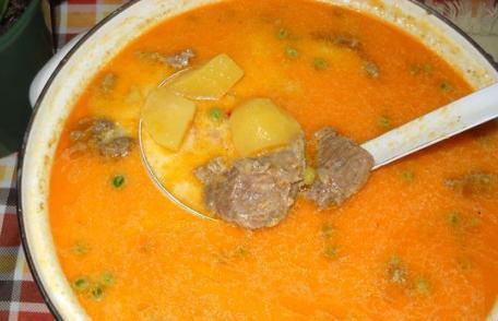 Ciorbă dreasă de vițel