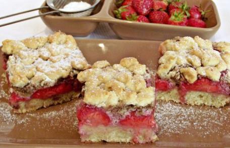 Crumble cu căpșune