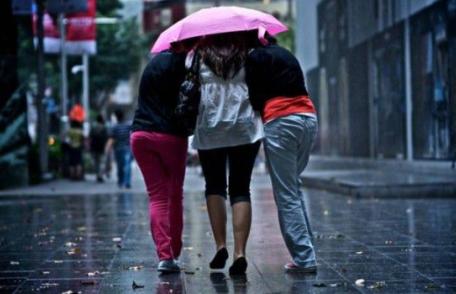 Noi surprize de la METEO. Cum va fi vremea la începutul săptămânii!