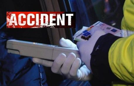 Rupt de beat nu a acordat prioritate și a lovit o maşină. Vezi ce alcoolemie avea!