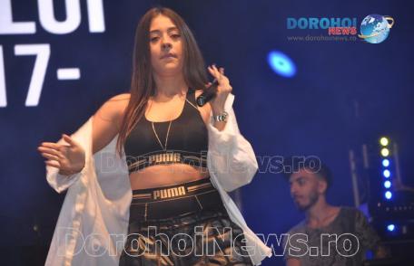 Super concert oferit de Nicole Cherry la Zilele Copilului Dorohoi 2017 – FOTO