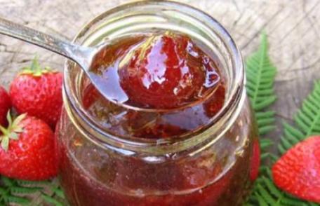 Dulceaţă de căpşune. Reţetă simplă şi rapidă