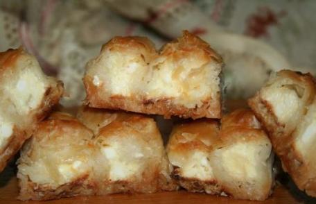 Pachețele cu brânză la cuptor