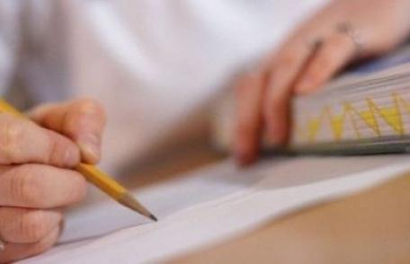 Suplinitorii vor da examen scris