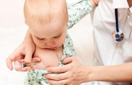 În plină epidemie de rujeolă, fără lege. Părinţii refuză vaccinarea