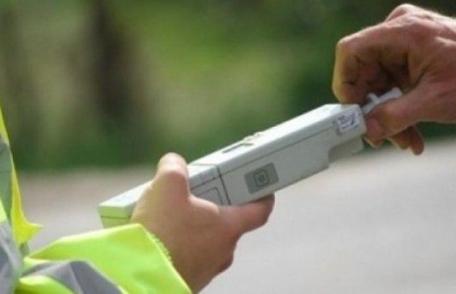 Dosar penal pentru un tânăr care s-a urcat la volan beat criță și fără permis