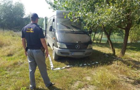 Ţigări în valoare de peste 220.000 lei confiscate de poliţiştii de frontieră botoşăneni - FOTO