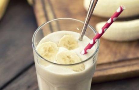 Băutura naturală ideală pentru micul dejun