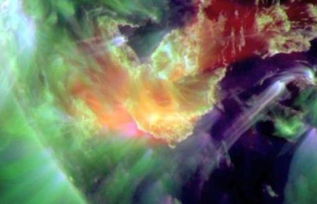 Cea mai puternică furtună magnetică din ultimii 20 de ani a lovit Pământul. Cine va fi afectat!