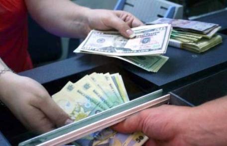 ATENȚIE! Se MĂRESC ratele la creditele în lei!