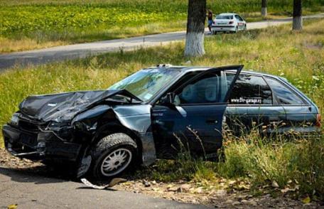 Un bărbat din Havârna băut şi fără permis de conducere, a băgat un copil în spital!