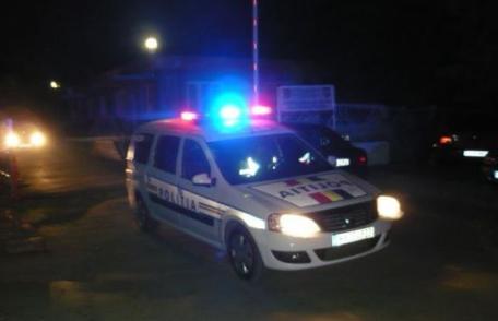 Un tânăr a ajuns la spital după ce a lovit un stâlp de iluminat. Vezi ce au mai descoperit polițiștii!