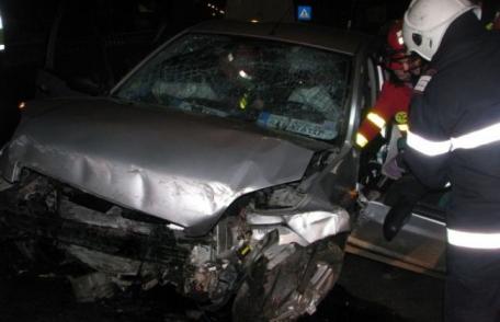 Accident provocat de un adolescent băut și fără permis. Băiatul ar fi furat mașina!