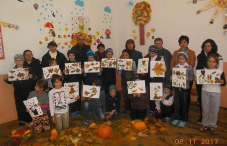 „Toamnă, tu aduci zâmbet și culoare” proiect educațional la Școala Primară din Arborea - Dumeni - FOTO
