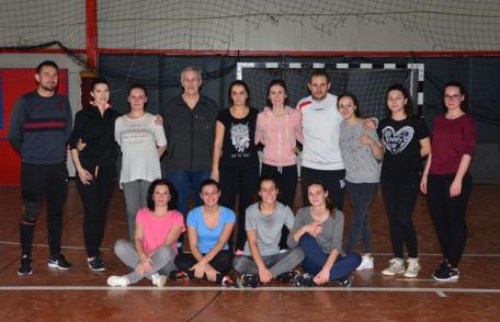 Colegiul Național „Grigore Ghica” Dorohoi: Meci amical între elevi și profesori - FOTO