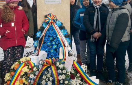 Cu dor de Eminescu la Școala Gimnazială „Gheorghe Coman” din Brăești - FOTO