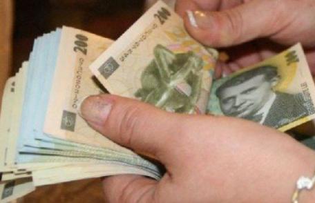 Absolvenții pot beneficia de prima de inserție în cuantum de 1.500 de lei