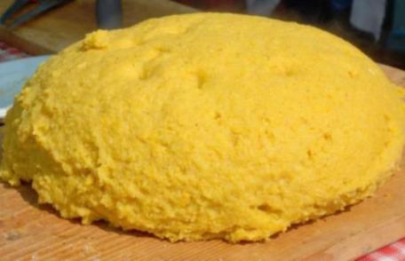 De ce cercetătorii endocrinologi susțin că mămăliga este elixirul vieții