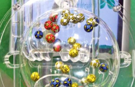 Loto 6 din 49: Vezi numerele extrase la tragerea principală și la cea specială a primăverii