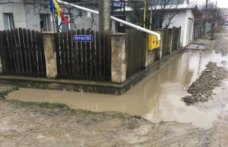 Primim la redacție – Încă o „modernizare” a străzilor din municipiul Dorohoi cauzează probleme cetățenilor - FOTO