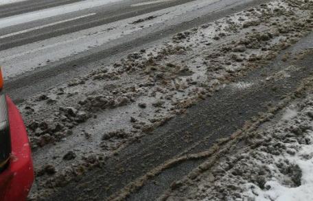 Mașină răsturnată pe drumul Dorohoi-Botoșani. Accident produs în urma unei depășiri imprudente