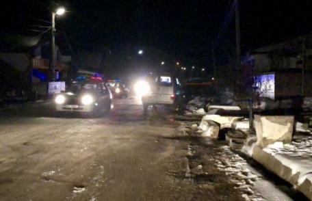 Incident tragic! O femeie a sfârșit sub roțile unei mașini. Victima se certa pe marginea drumului cu iubitul ei