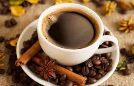 Ce să pui în cafea ca să nu mai fii obosit