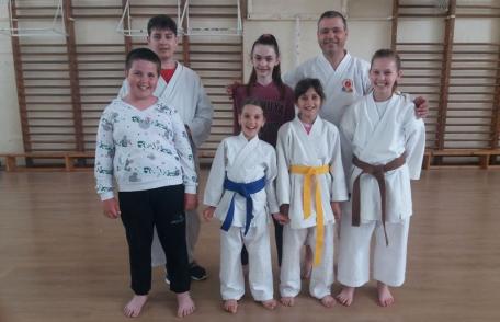 O tânără speranță din Leorda va reprezenta România la Campionatul Mondial de Karate Shotokan