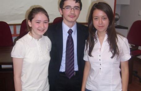 Echipa de dezbateri a CN „Grigore Ghica” va reprezenta Dorohoiul la Bacău