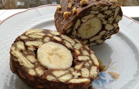 Salam de biscuiți cu banană