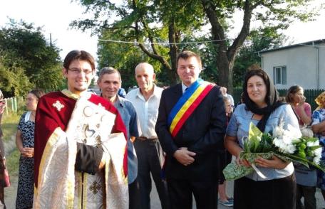 VIDEO - Ibăneştiul a fost binecuvântat de Înalt Prea Sfinţitul Teofan
