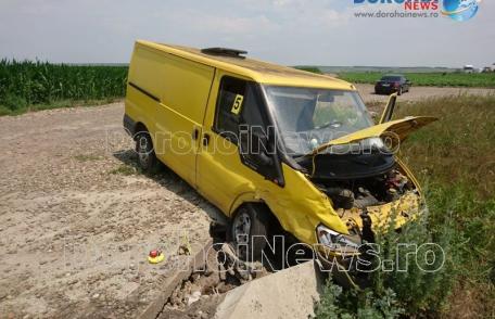 Accident pe drumul Dorohoi – Botoșani! Trei persoane au ajuns la spital după un impact violent - FOTO