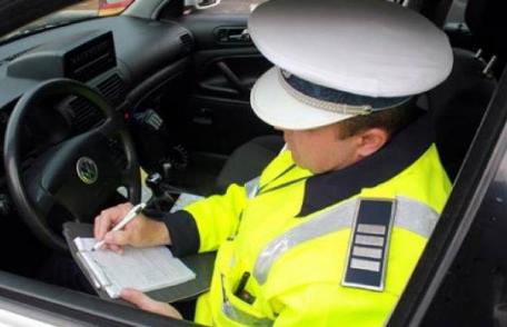 Încă un „șofer” la plimbare fără permis de conducere