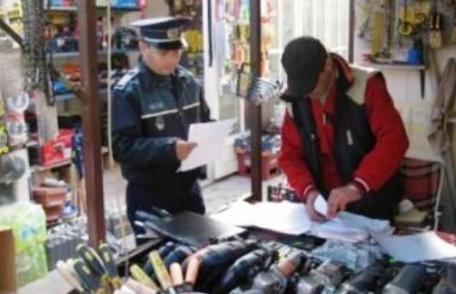 Criminalitate economică: Acţiune pentru combaterea evaziunii fiscale şi a actelor de comerţ ilicit. Vezi ce amenzi s-au dat!