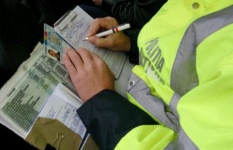 Ce tupeu! Un bărbat cu permisul suspendat, a iesit la plimbare cu mașina, prin Botoșani