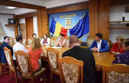 Măsuri pentru identificarea şi vaccinarea ROR a copiilor din judeţul Botoșani - FOTO