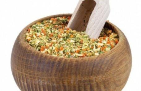 Cum să prepari vegeta în casă. E mult mai gustoasă și mai sănătoasă