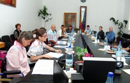 Dorohoi: Asociaţia IHTIS luptă pentru dreptul la normalitate
