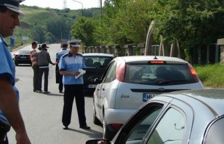 Acţiune a poliţiştilor botoşăneni. Au fost legitimate 62 de persoane şi verificate 8 societăţi comerciale