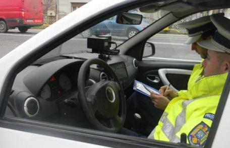 Bărbat urmărit în trafic de Poliţie, după ce a a ignorat semnalele poliţiştilor. Vezi ce au descoperit polițiștii!