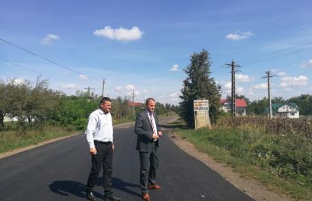 Au fost finalizate lucrările de asfaltare pe drumul județean DJ 293 Dumeni – Havârna - FOTO