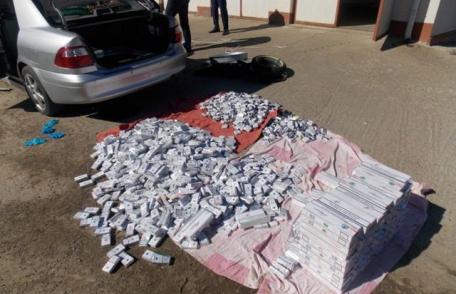 Bărbați reținuți după ce au fost depistați cu țigări de contrabandă în mașină