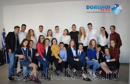 Balul Bobocilor 2018: Pregătiri și repetiții la Liceul „Regina Maria” Dorohoi - FOTO