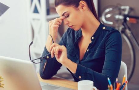 Cum ne dăm seama că avem deficit de fier. Ce simptome apar când există puţine globule roşii în organism şi ce riscăm