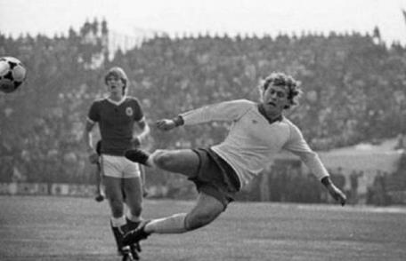 Șoc în lumea fotbalului românesc! A murit legendarul fotbalist Ilie Balaci