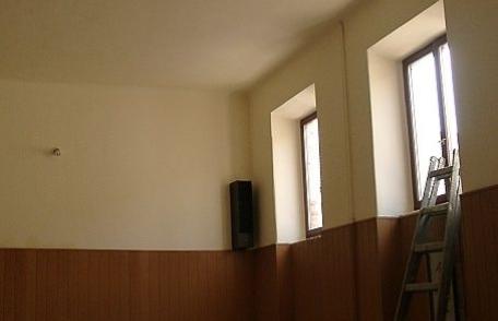 Elevii de la Colegiul Naţional Grigore Ghica se vor muta în două săptămâni în corpul de la Brazi