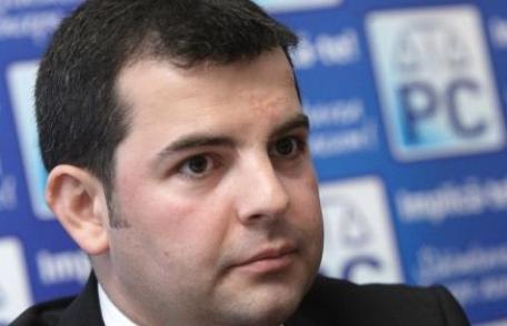 Conservatorii candidează singuri la alegerile locale