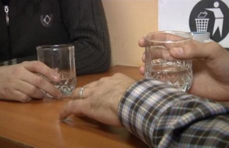 Doi tineri au băut împreună apoi s-au luat la bătaie. Unul dintre ei a ajuns după gratii